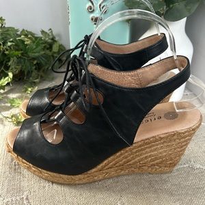 Eric Michael Black Leather Made in Spain Espadrille wedge Sandals. Size 8.5